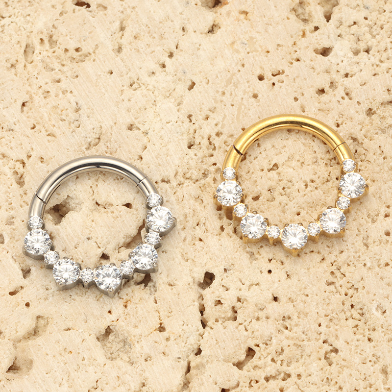 ASTM F136 TItanium Daith Click - Septum Clicker Ring 评论和价格